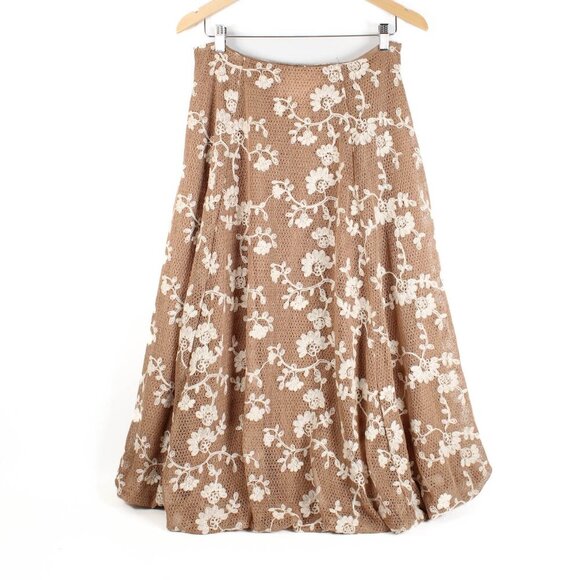 Vici Tan White Crochet Style Skirt, Bubble Hem, Size Large - Picture 1 of 7